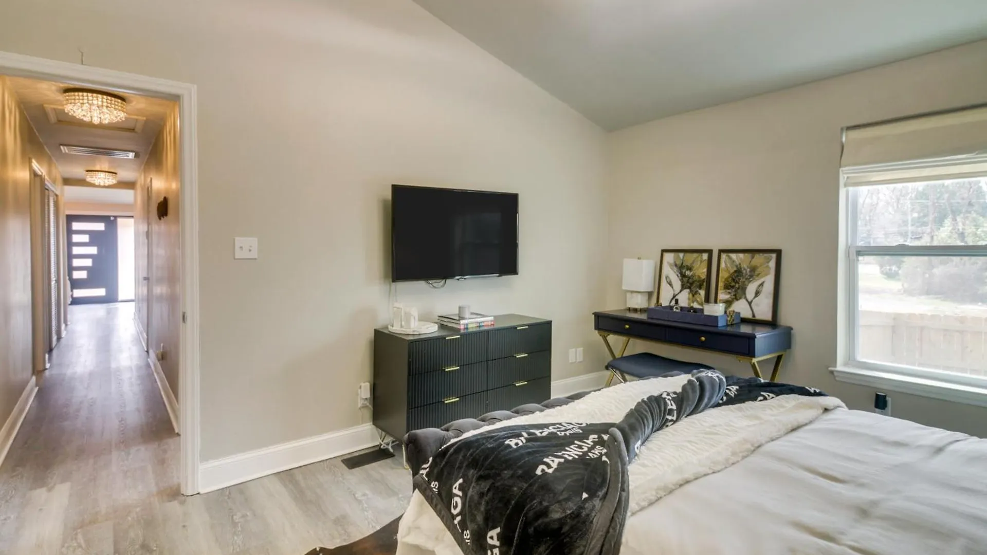 Charlotte Gem With Deck And Community Amenities Villa