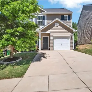 Holiday home Cozy Close To Airport, Downtown, & Us Whitewater Center, Charlotte