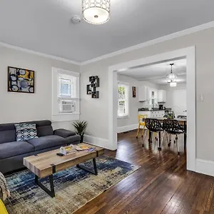 Holiday home Luxury Noda, Charlotte